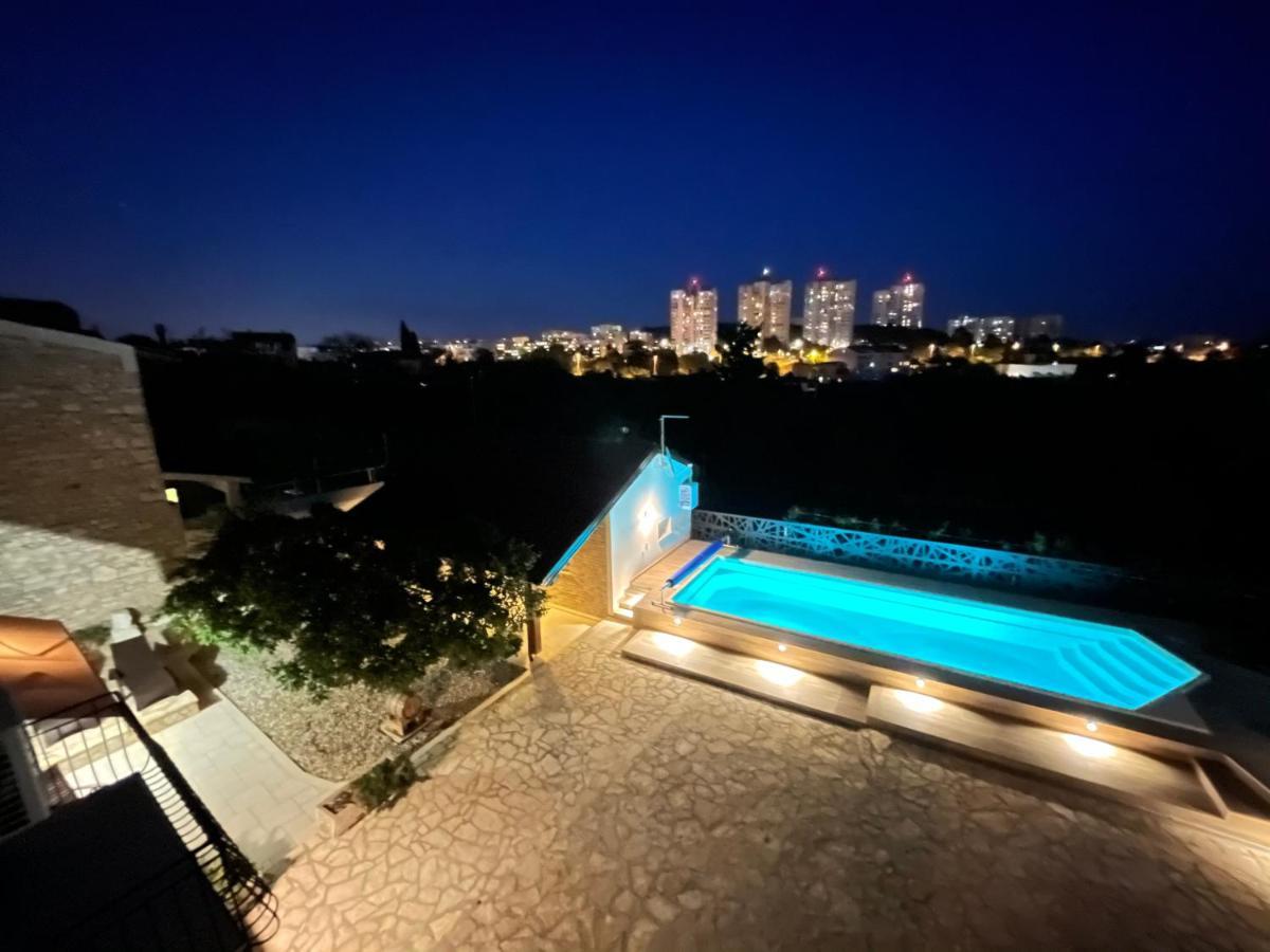 Apartments Nona Pula Luaran gambar